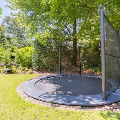 ingegraven trampoline tuin